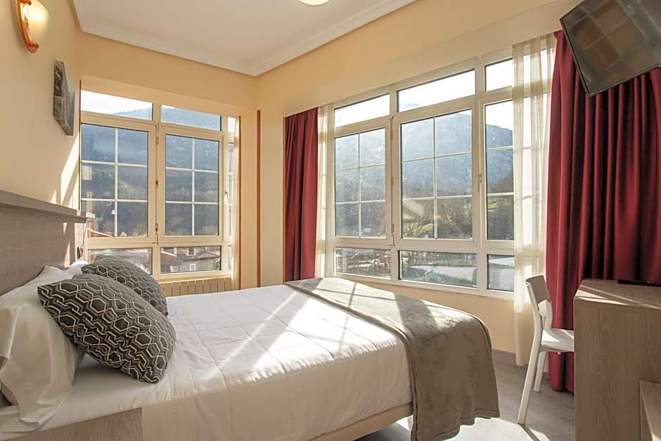 Hotel Naranjo De Bulnes