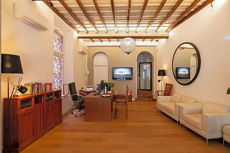 Elite Hotel