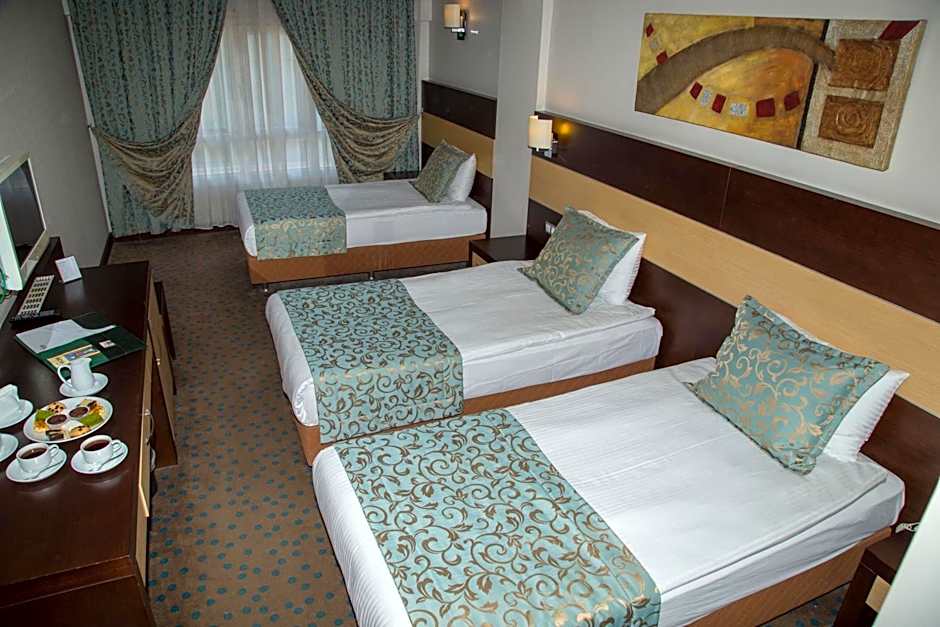 Mom Hotel
