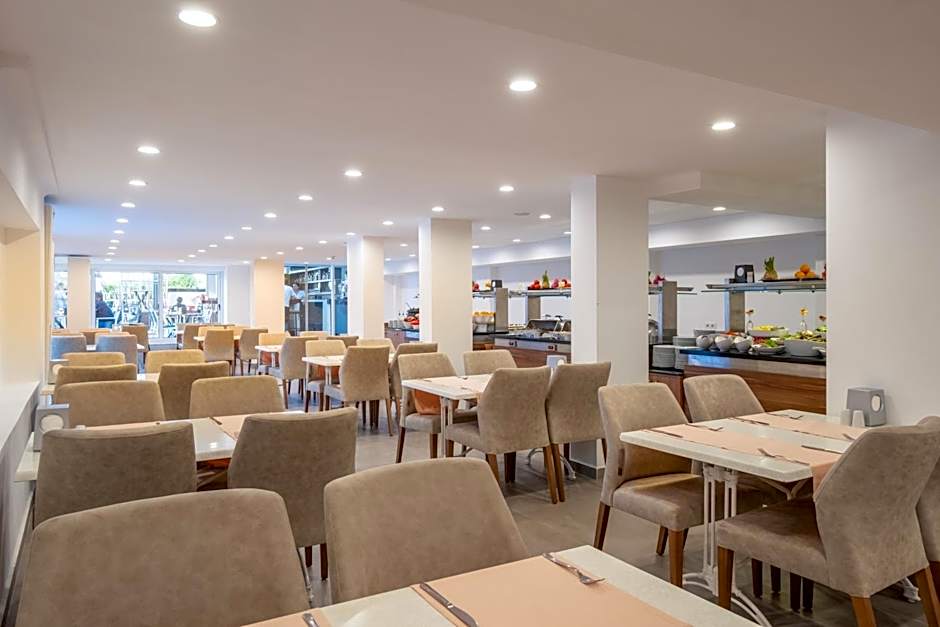 Viking Beach Hotel & Spa