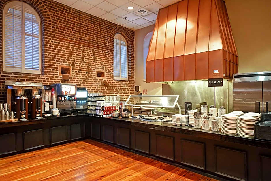 Embassy Suites by Hilton Charleston Historic District