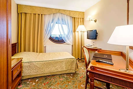 Economy Single Room