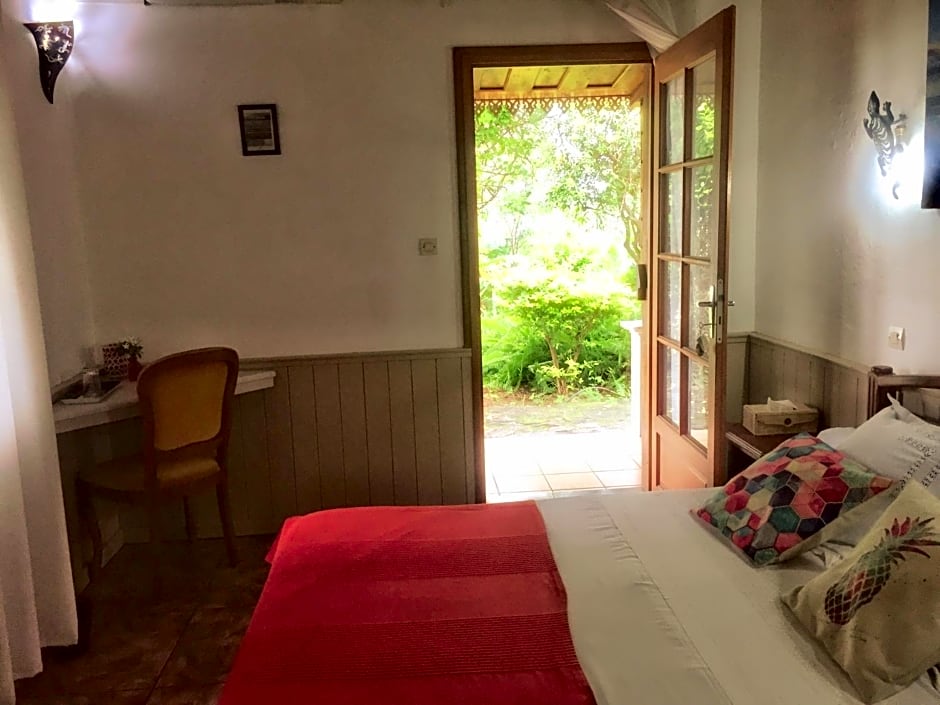 Saint Leu - Chambre 3 épis avec PDJ piscine en pleine nature vue mer - Bardzour