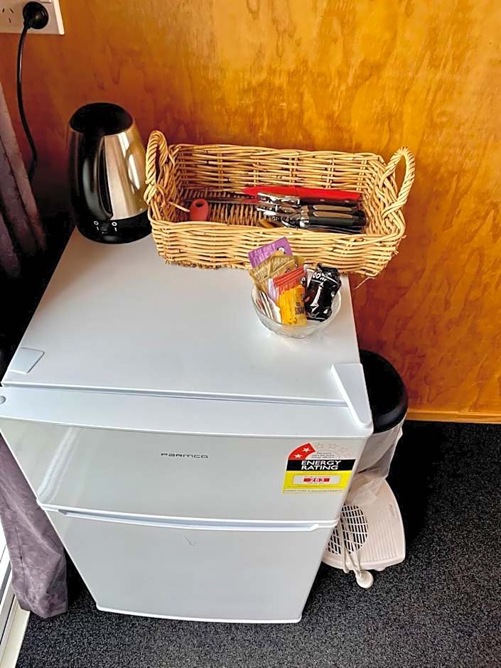 Athenree Hot Springs & Holiday Park