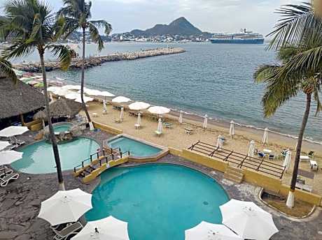 Hotel Marina Puerto Dorado