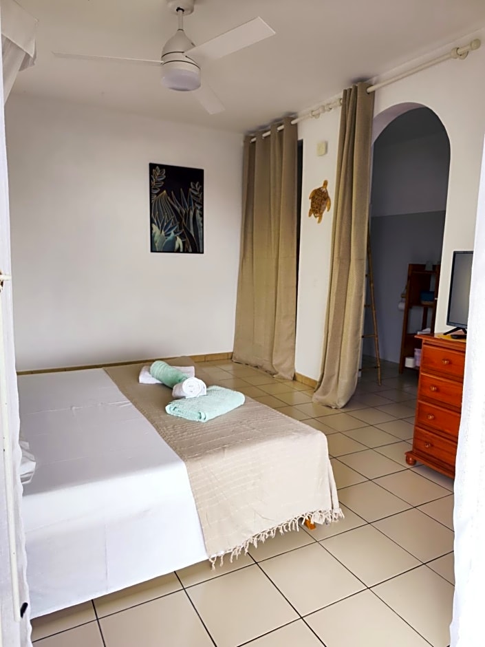 GîTE MAYO & HYLODES'S SONG