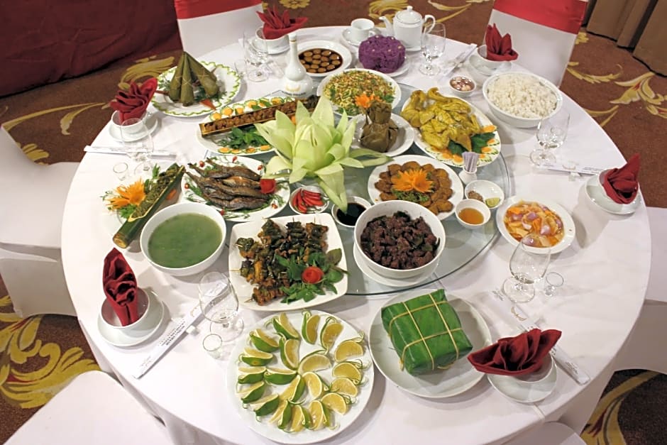 Muong Thanh Con Cuong Hotel