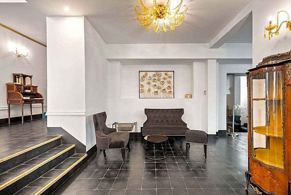 Hotel POZZO DI BORGO