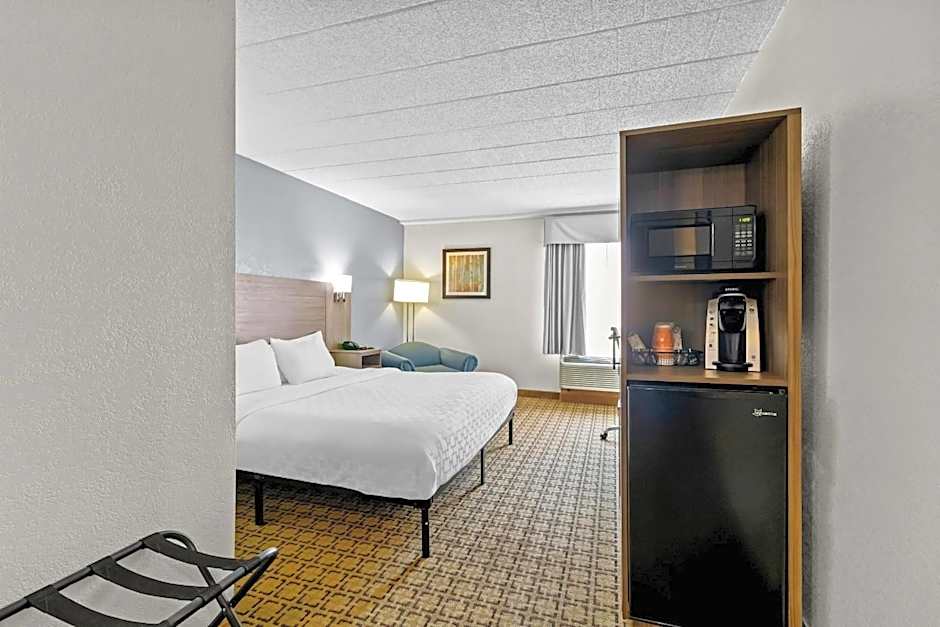 Clarion Inn Cranberry Township