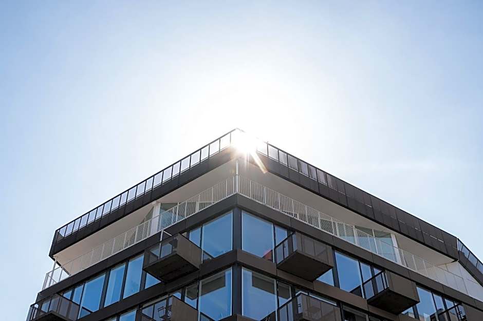 The Pier apartments by Daniel&Jacob's