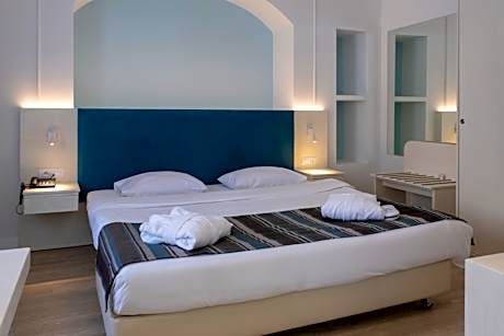 Junior Suite with Balcony