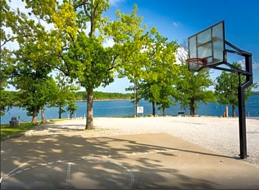 Branson Yacht Club