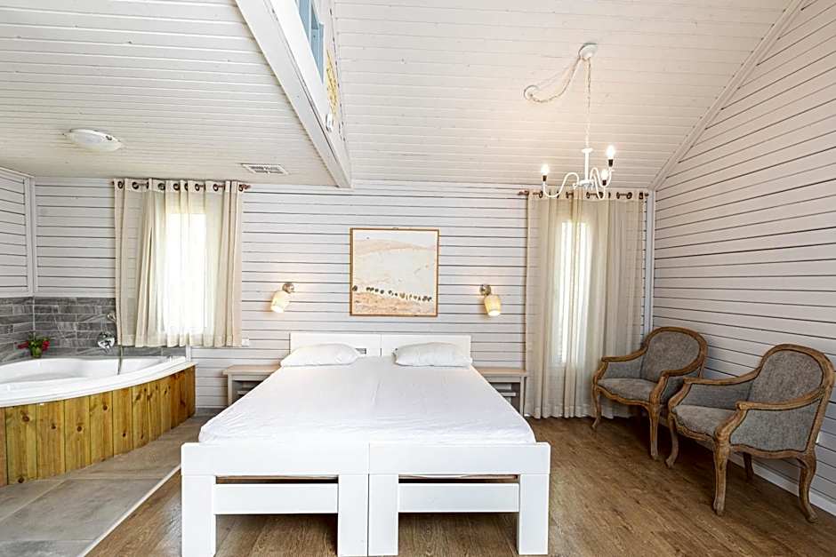 Nir David Country Lodge