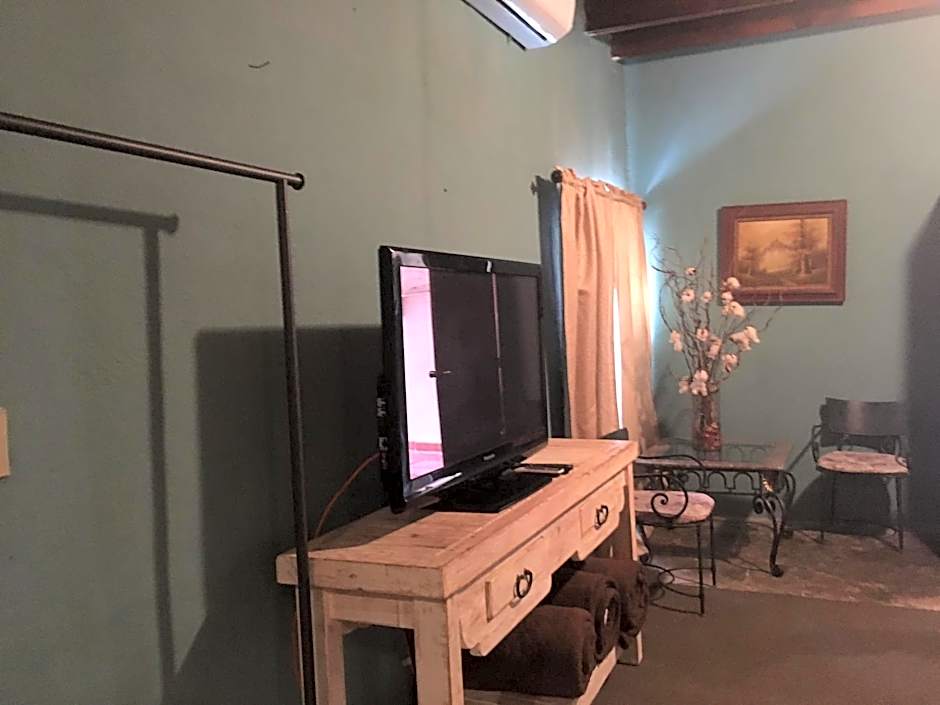 Hostal Doña Carlota Hotel