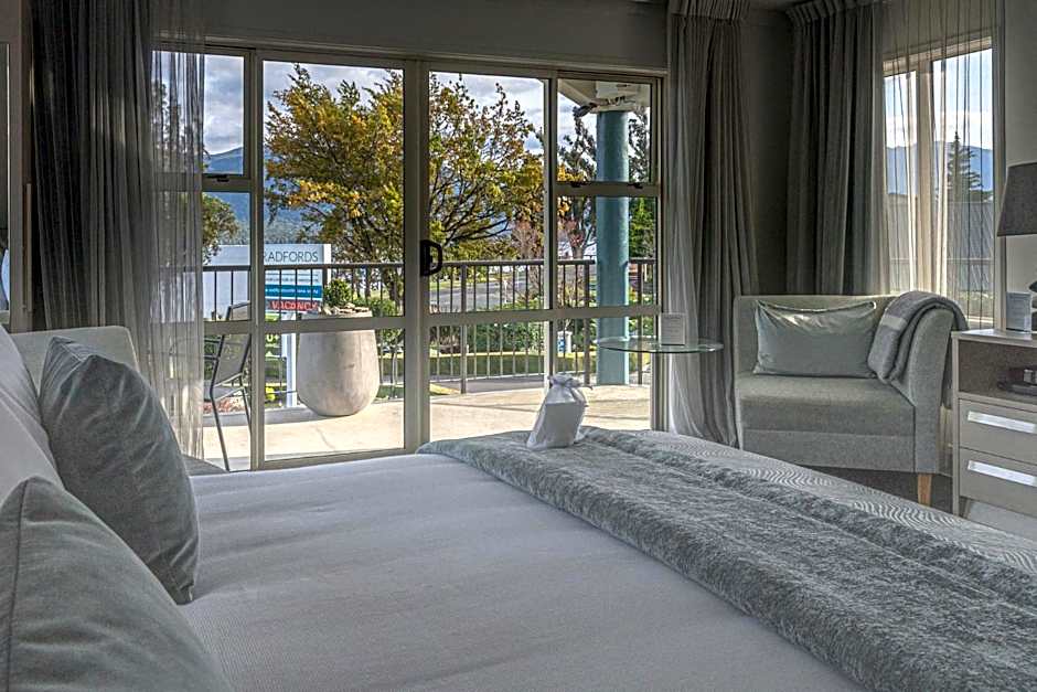 Radfords on the Lake