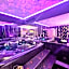 La Gold Room Jacuzzi & Sauna privé