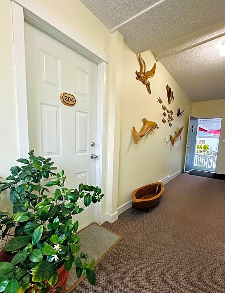 Bayshore Waterfront Inn