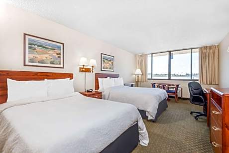 Queen Room with 2 Queen Beds, Non-Smoking