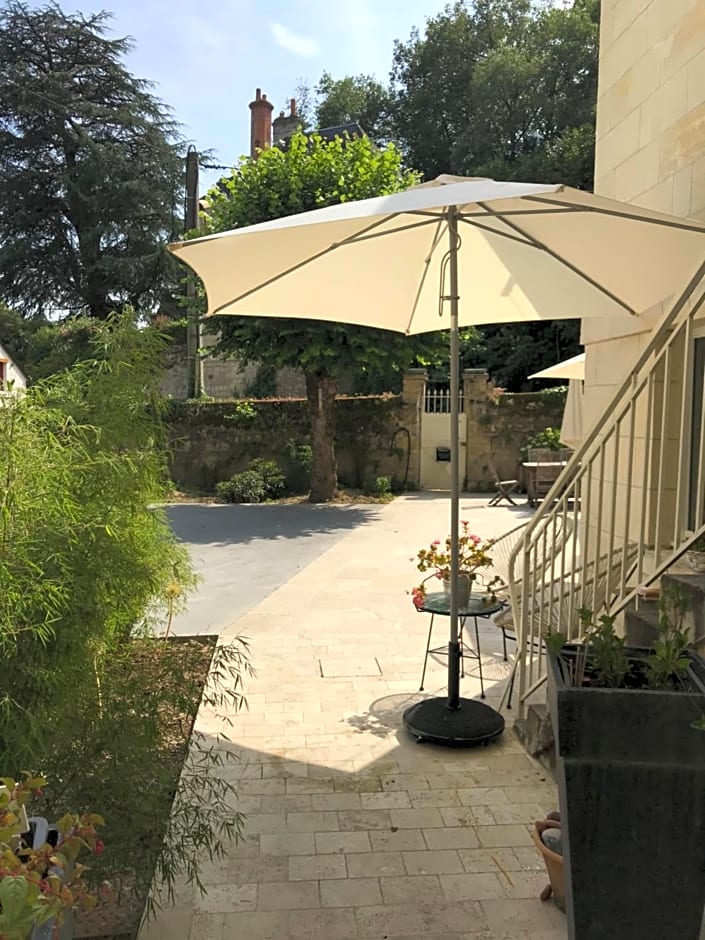 Chambre Troglodyte – Rochecorbon, TN