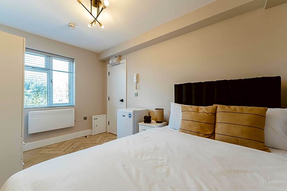 West Drayton Self Contained Studios