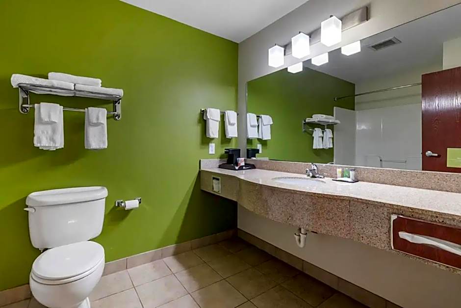 Sleep Inn & Suites Pleasant Hill - Des Moines