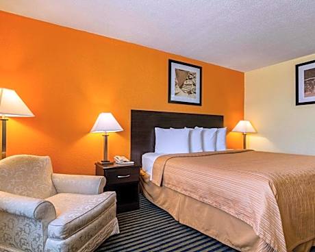 King Room - Non-Smoking