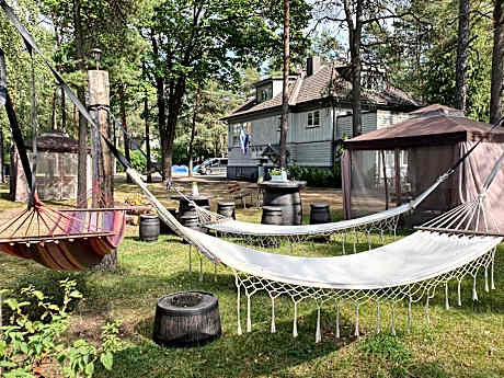 Freedom65 Hostel and Caravan