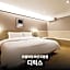 Hotel Yaja Masan Odong Branch