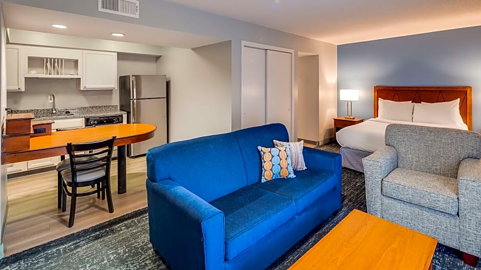 SureStay Studio by Best Western Charlotte Executive Park