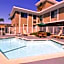 Inn at 50 - Long Beach Convention Center