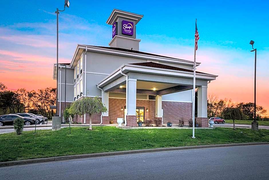Sleep Inn & Suites Dyersburg I-155