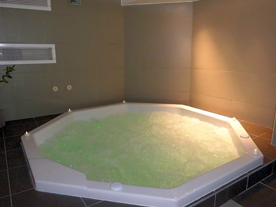 The Originals City, Hôtel Le Coeur d'Or, Sedan Est