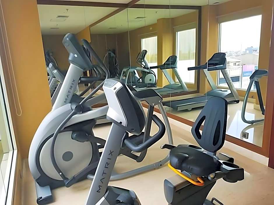 Myko Hotel & Convention Center Makassar