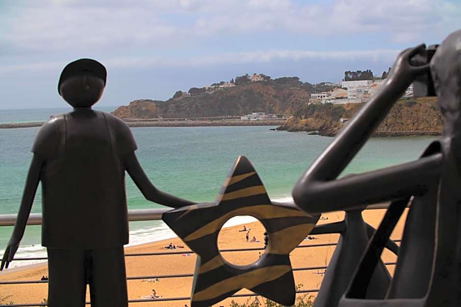 Albufeira Beach Hotel by Kavia