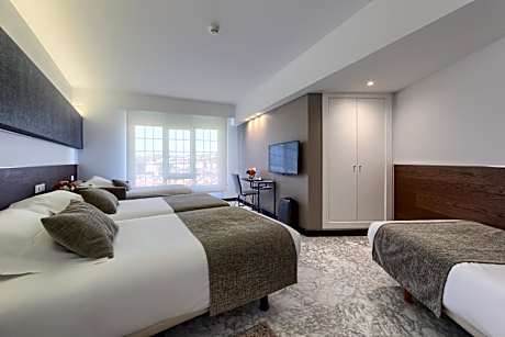 Triple Room with Bed Sofa