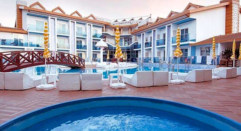 Ocean Blue High Class Hotel