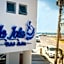 La Lola Hotel & Suites