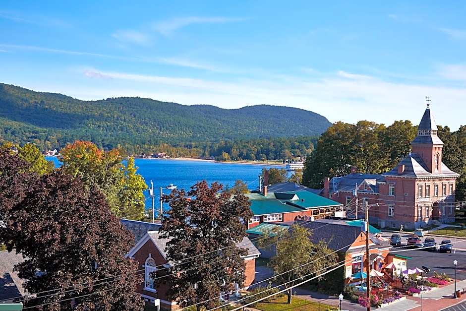 Courtyard by Marriott Lake George