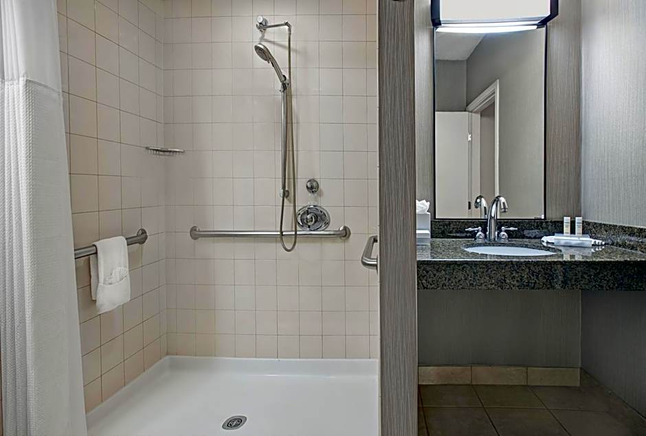 Homewood Suites By Hilton Lincolnshire