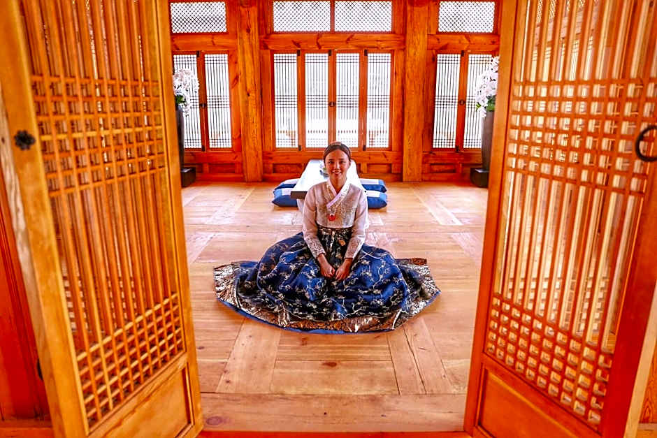 Hanok Hotel Namwonyechon By Kensington