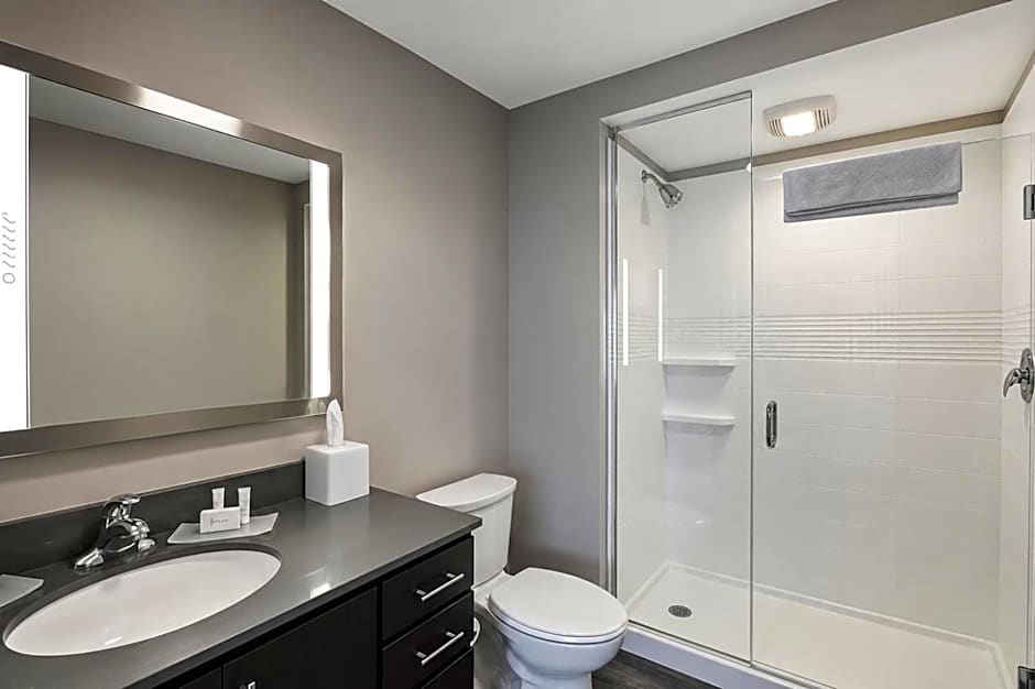 Courtyard by Marriott Hamilton