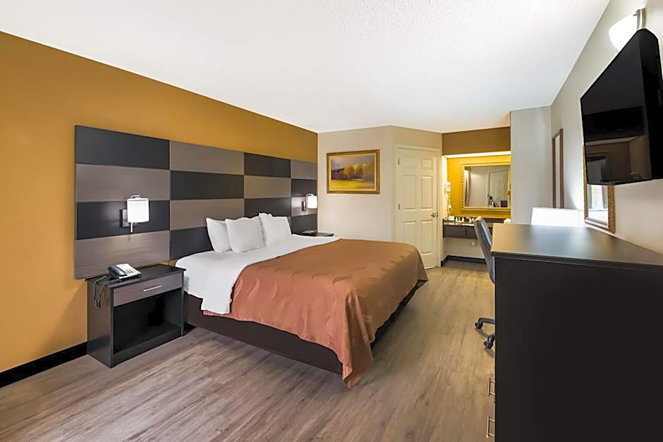 Quality Inn Johnson City