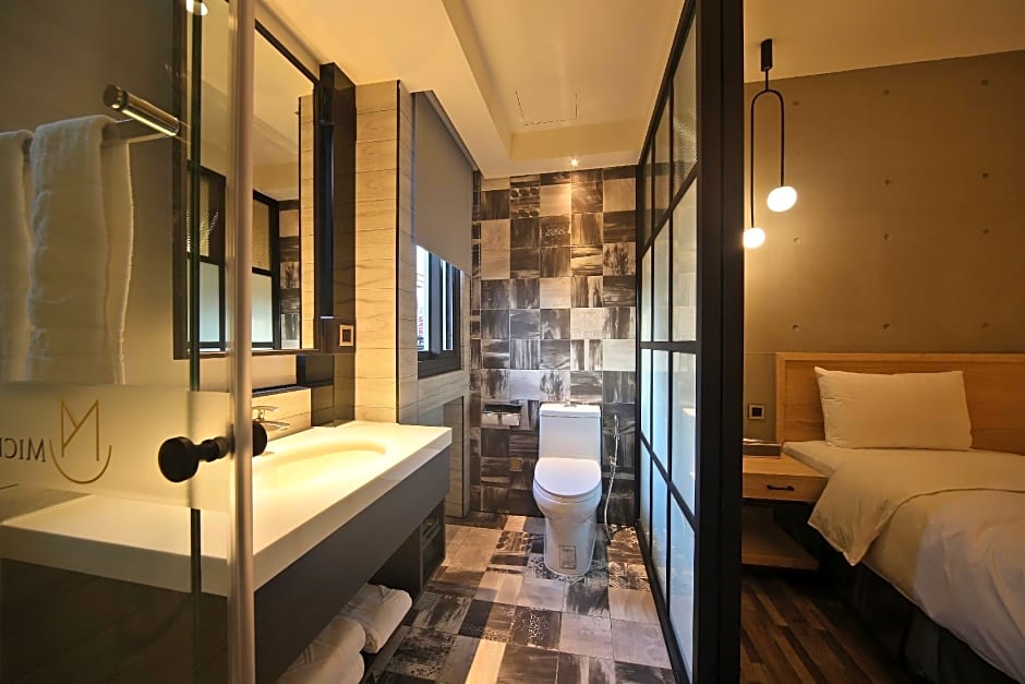 Micro Hotel