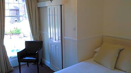 Single Room with Park View