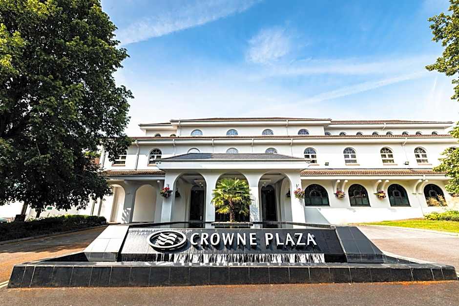 Crowne Plaza Gerrards Cross By IHG
