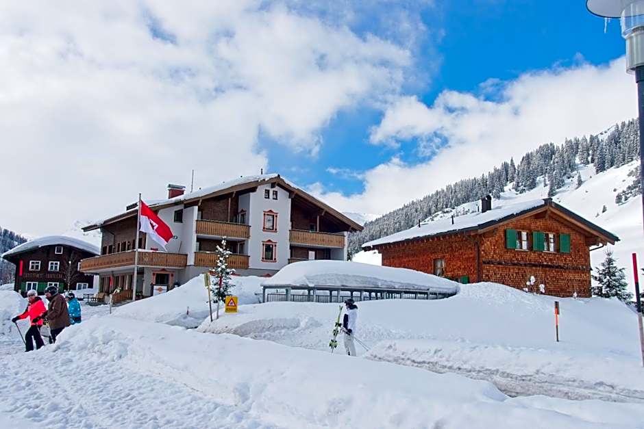 Gasthaus & Pension Alphorn
