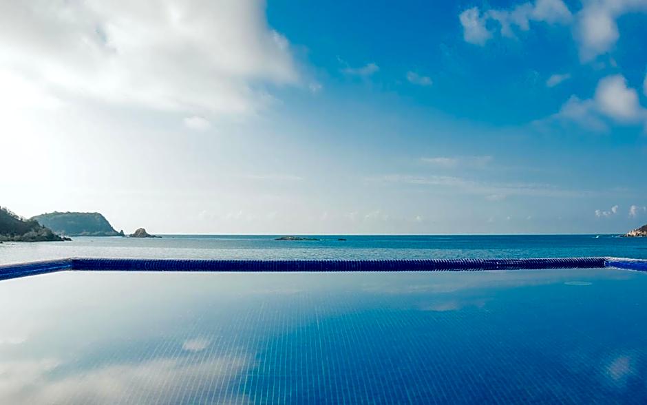 Camino Real Zaashila Huatulco