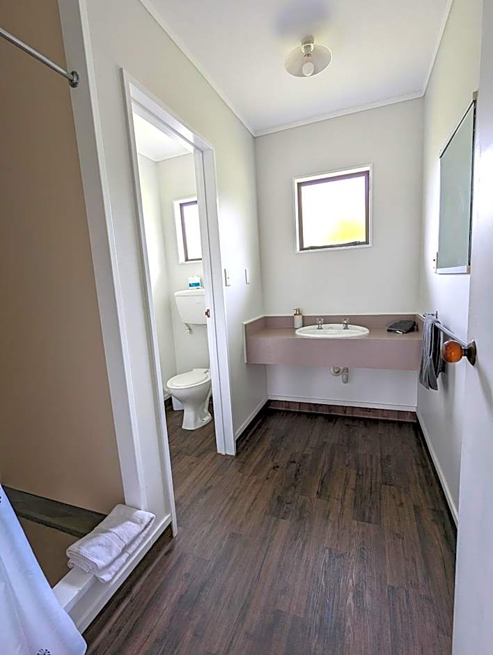 Holdens Bay Holiday Park