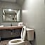 Mountain Vista Inn & Suites - Walking Distance to the Island