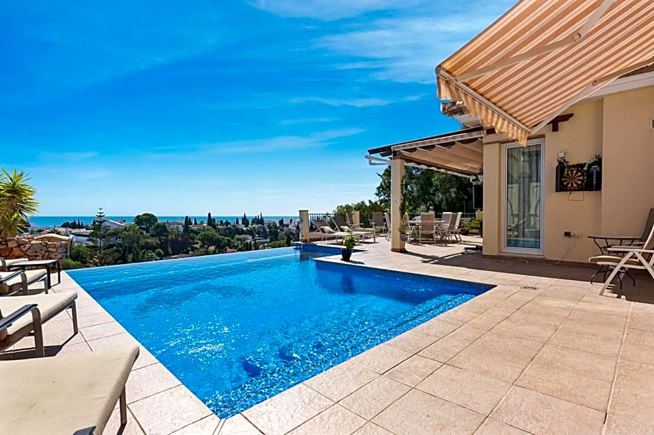Stunning Infinity pool mansion in Mijas by Costarentals - Ref 85
